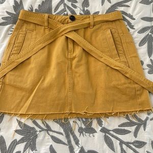 Pacsun Mustard yellow frayed mini skirt size 28